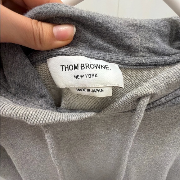 Thom Browne
stripe-detail cotton jersey hoodie - Picture 2 of 4